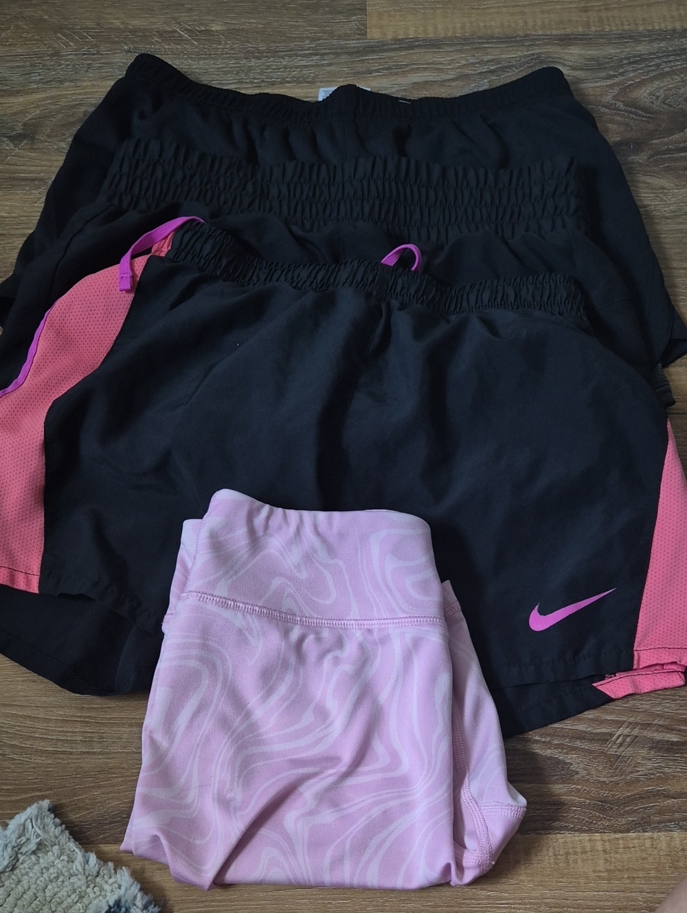 LOT OF 4 Girls Athletic Shorts Adidas Nike 90 Degree Old Navy Large 12 14